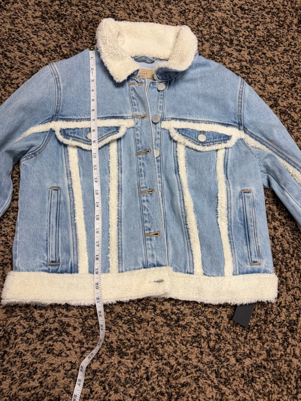 Blank NYC Light Blue Denim Jacket with Cream Sherpa Trim NWT - Picture 5 of 8